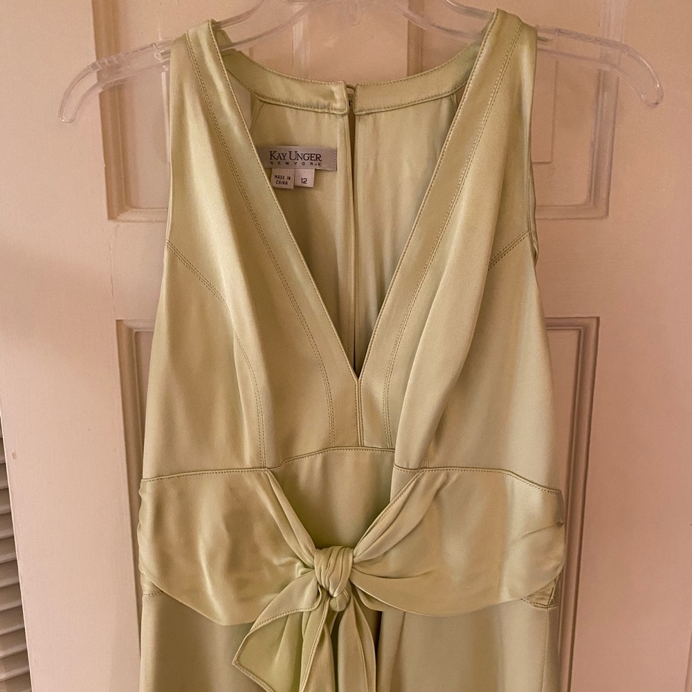 Kay Unger Pale Green Silk Cocktail Dress